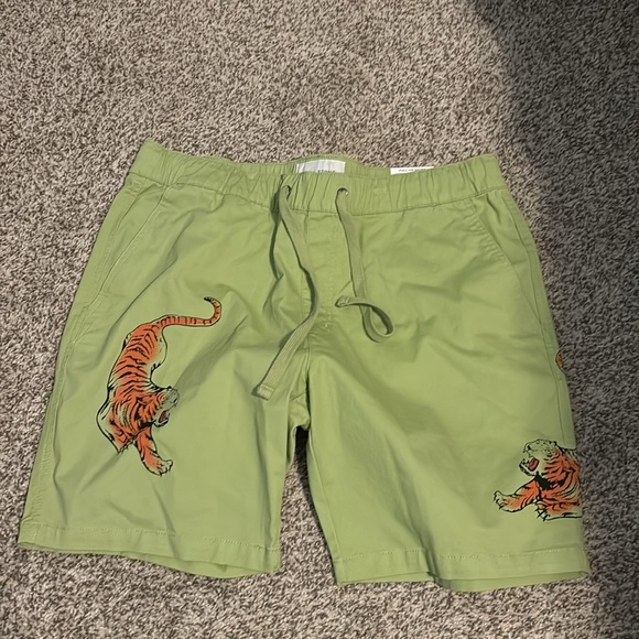 Men’s pull on shorts - Picture 2 of 7